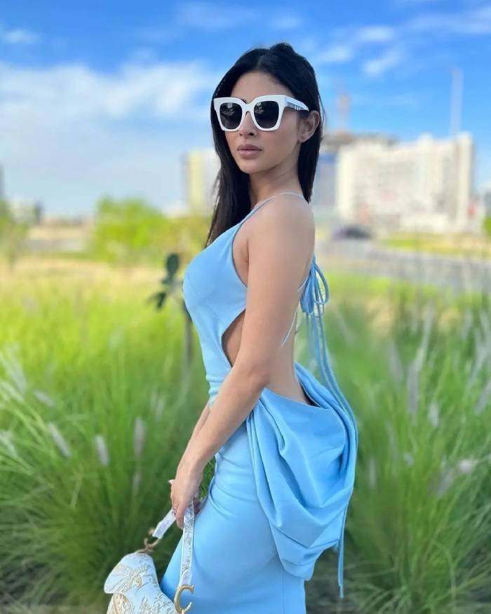 mouni roy_teluguvox 5